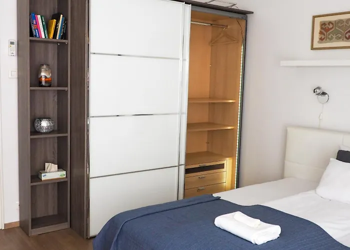 Buda Home
